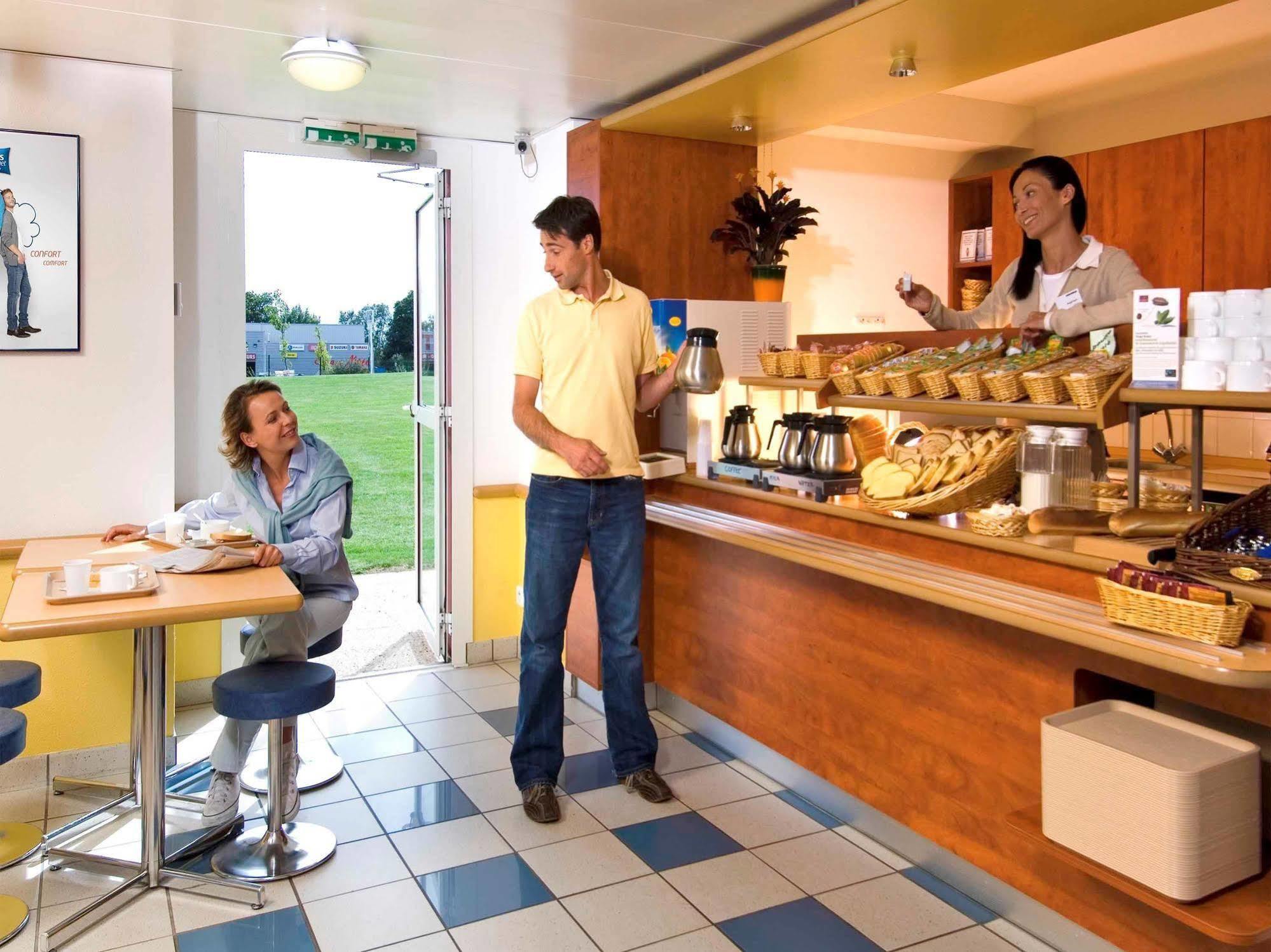 Ibis Budget Coutances Dış mekan fotoğraf